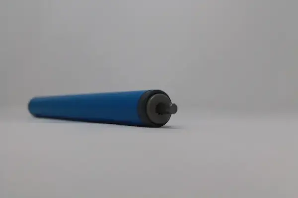 tragrolle aus kunststoff mit federachse rostfrei 30mmx18mm 2.webp