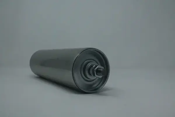 tragrolle aus stahl mit aussengewinde 80mmx20mm 2.webp